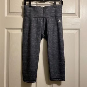 Adidas Heathered Gray Capri Leggings Size M